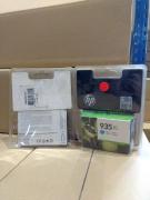 HP C2P24AE Ink Cart No. 935XL Cyan expirace 03/2020